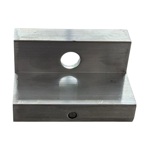 Seitliche Klemmhalterung H30 mit Erdungspin PV-03-32 (3)