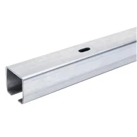 Laufschiene für Schiebetor 68x68x3,5 mm, Länge 6 m - halbgeöffnet, verzinkt